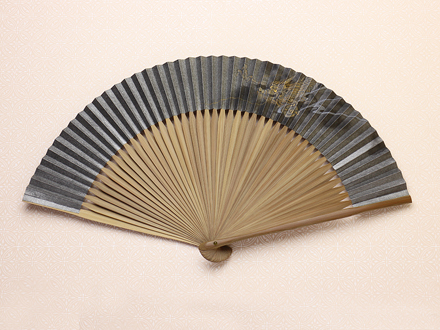 京扇子 龍